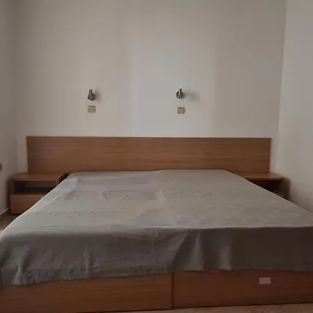 Diamond Apart Complex Apartment